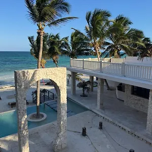 Azucar 3* Tulum